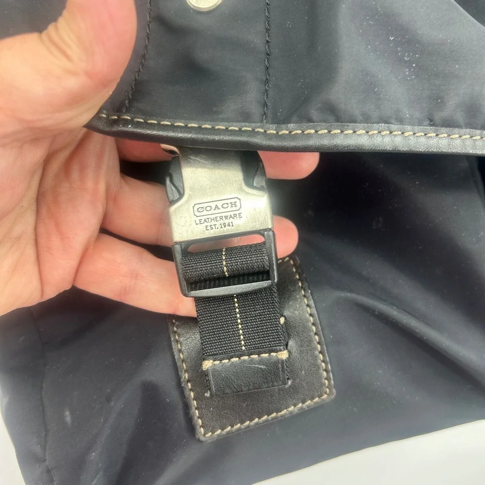 Coach Leather Trim‎ Nylon Messenger Bag Black Adjustable Strap